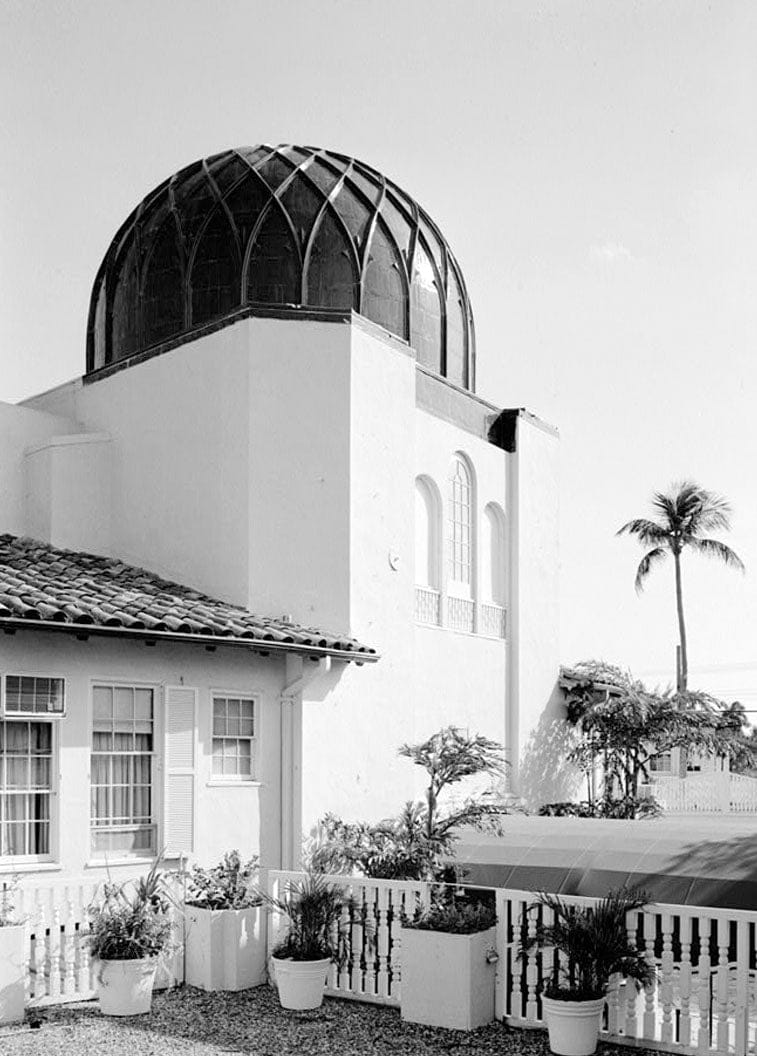 Historic Photo : Paramount Theatre, Sunrise Avenue & North County Road, Palm Beach, Palm Beach County, FL 7 Photograph