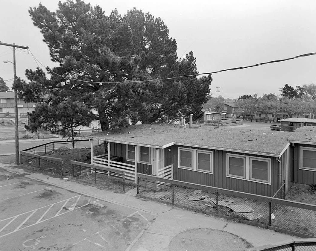 Historic Photo : Easter Hill Village, Building No. 18, West side of South Twenty-Sixth Street, north of Hinkley Avenue, Richmond, Contra Costa County, CA 1 Photograph