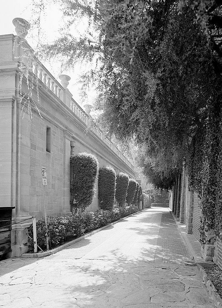 Historic Photo : Doheny Mansion, 501 Doheny Road, Beverly Hills, Los Angeles County, CA 7 Photograph