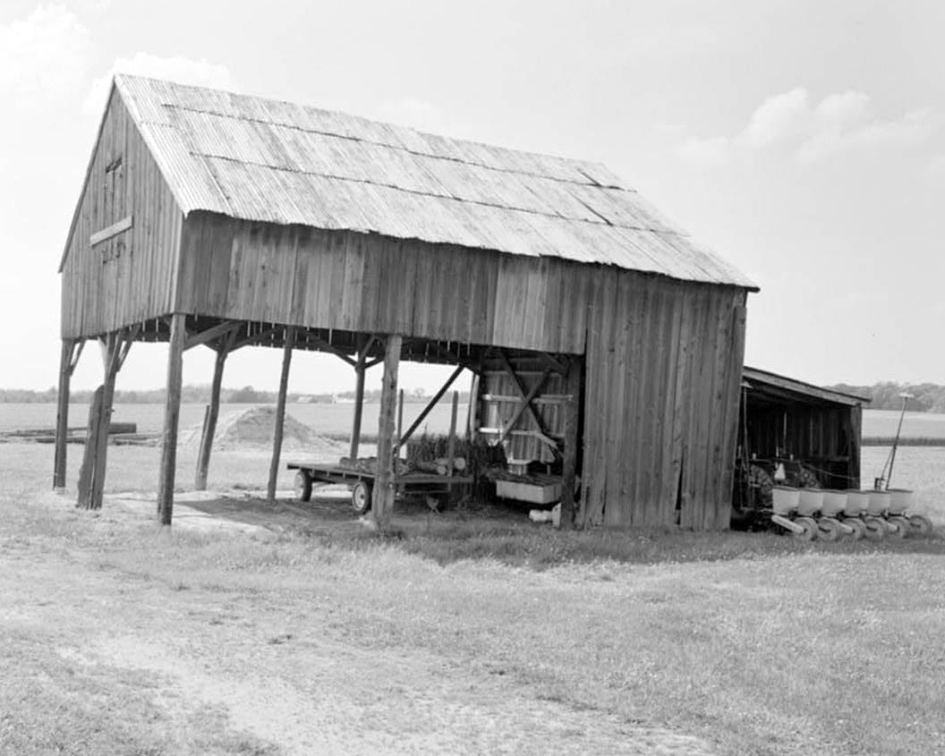 Historic Photo : Mondamon Farm Barrack, Route 2, near Route 13, Biddles Corner, New Castle County, DE 2 Photograph