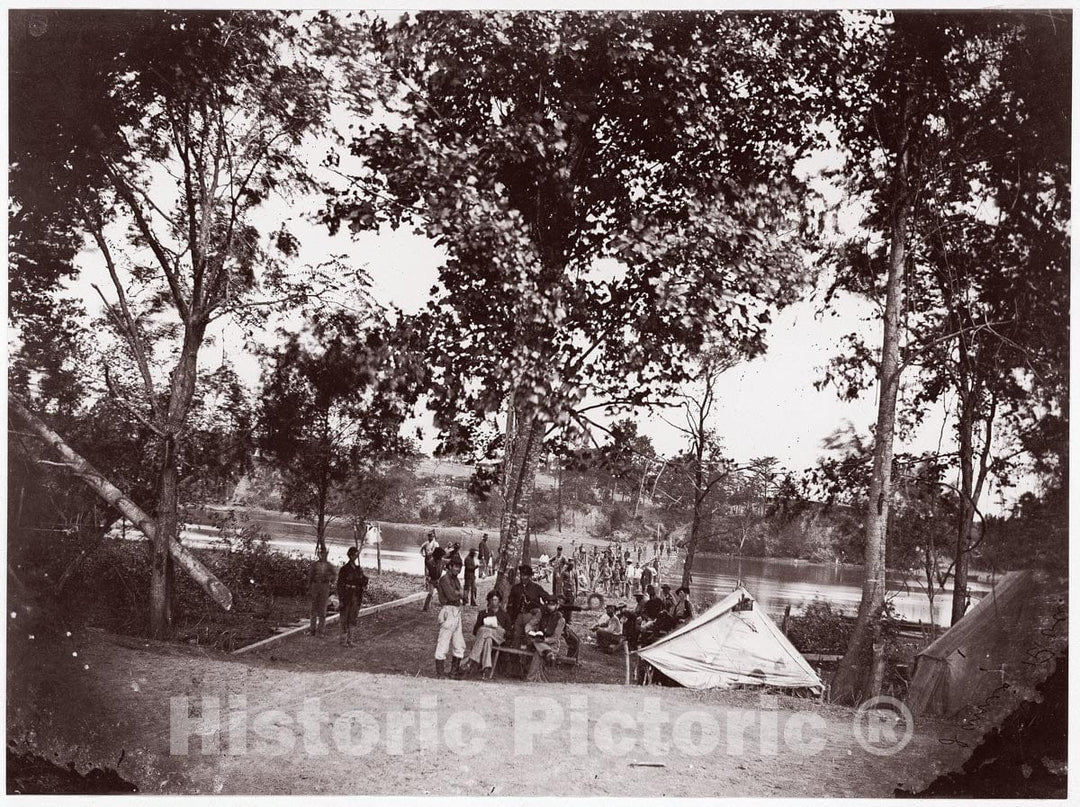 Photo Print : Andrew Joseph Russell - Fort Brady, James River 1 : Vintage Wall Art