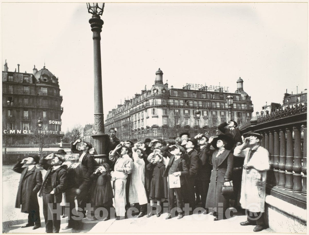 Photo Print : Eugène Atget - Eclipse : Vintage Wall Art