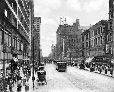 Chicago Historic Black & White Photo, Looking South Down State Street, c1900 -