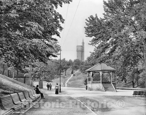 Cincinnati Historic Black & White Photo, An Afternoon in Eden Park, c1906 -