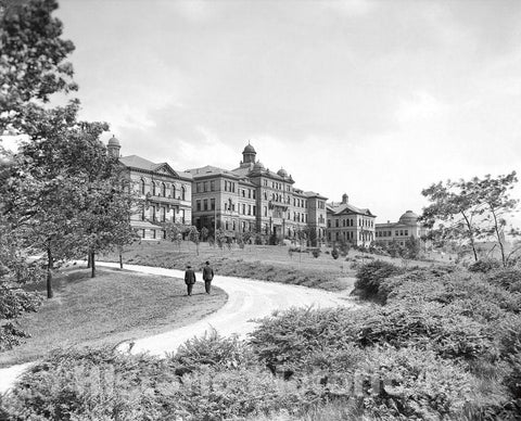 Cincinnati Historic Black & White Photo, Campus of the University of Cincinnati, c1910 -