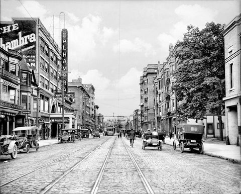 Cleveland Historic Black & White Photo, Euclid Avenue and 105th Street, c1910 -