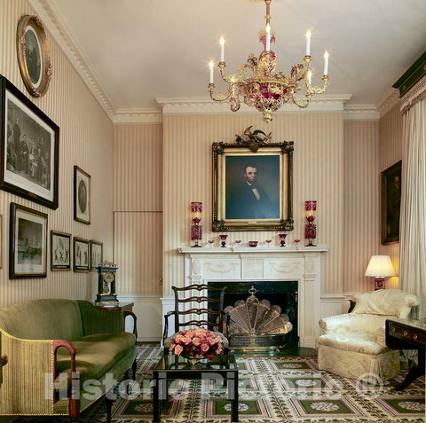 Photo - Lincoln room, Blair House, located across from the White House, Washington, D.C.- Fine Art Photo Reporduction