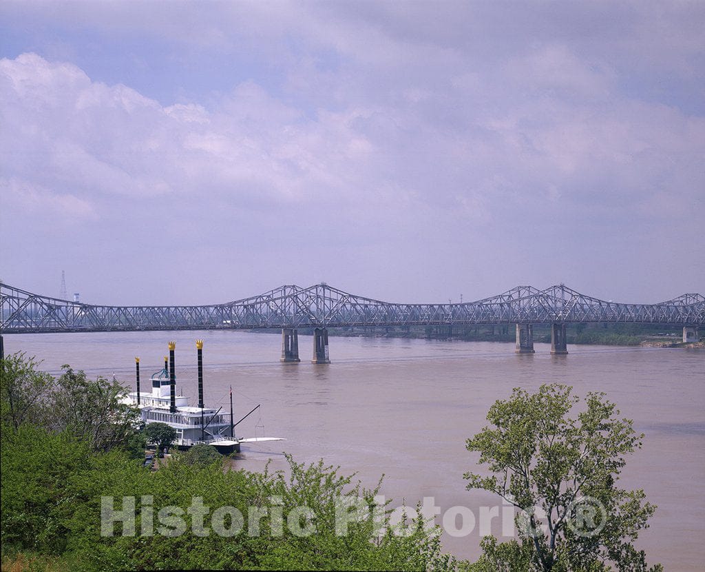 Natchez, MS Photo Mississippi River at Natchez, Mississippi