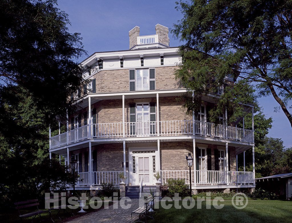 Watertown, WI Photo - Octagon House in Watertown, Wisconsin