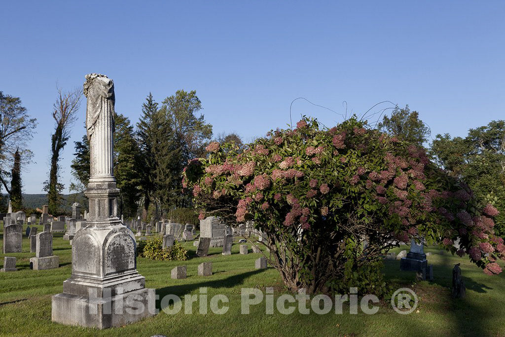 Woodstock, CT Photo Woodstock Hill Cemetery, Connecticut Historic