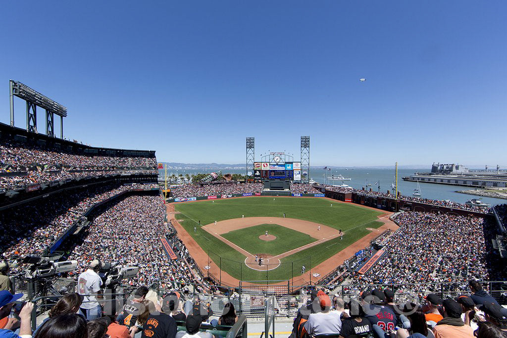 San Francisco, CA Photo - San Francisco Giants baseball team plays the Chicago Cubs at AT&T ball park in San Francisco, California
