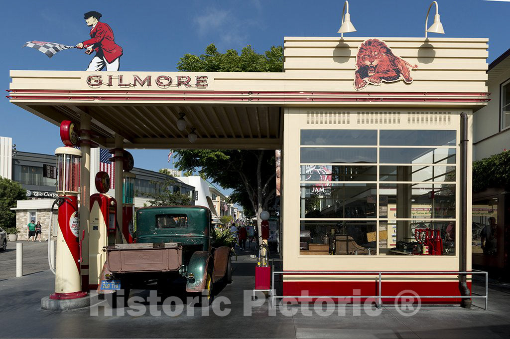 Los Angeles, CA Photo - Gilmore Gas Station at The Farmers Market Located just South of CBS Television City in Los Angeles, California