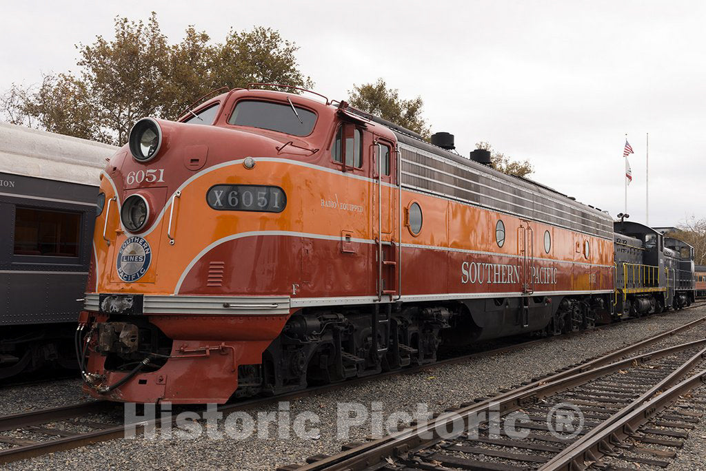 Sacramento, CA Photograph - Southern Pacific Train in Old Sacramento, a 28-Acre National Historic Landmark District and State Historic Park Along The Sacramento River in California's Capital City
