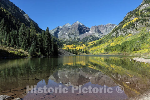Aspen, CO Photo - Autumnal View of Rocky Mountain Peaks Called The Maroon Bells