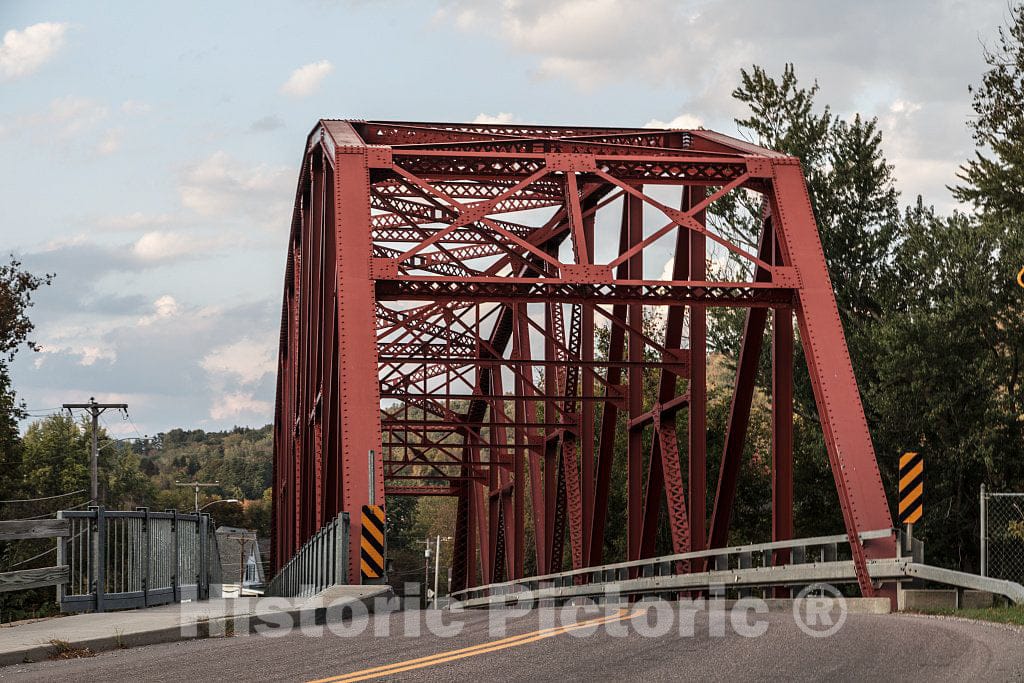 Photo - Bridge at The Crest of a Hill That Crosses The Winooski River in Richmond, Vermont- Fine Art Photo Reporduction