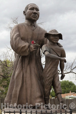 Photo - Photo of The Statue of The Civil-Rights Pioneer at The Dr. Martin Luther King Jr- Fine Art Photo Reporduction