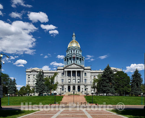 Photo- The Golden-Domed Colorado State Capitol Building in Denver Houses The Colorado General Assembly and The Offices of The Governor of The Rocky Mountain State 1