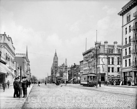 Richmond Historic Black & White Photo, Looking Up Broad Street from Theatre Row, c1905 -