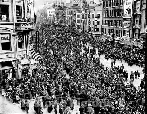 Rochester Historic Black & White Photo, The Armistice Day Celebration on State Street, c1918 -