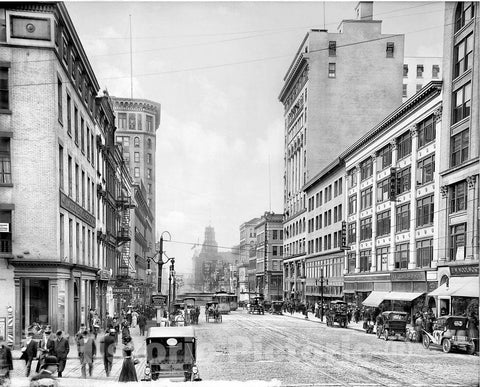 Rochester Historic Black & White Photo, Traffic on Main Street, c1905 -