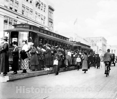 Historic Black & White Photo - Washington, DC - Waiting for the Trolley, c1918 -